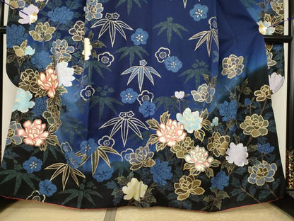 平和屋着物●豪華振袖　草花文　笹　暈し染め　金彩　正絹　逸品　AABI2434ck
