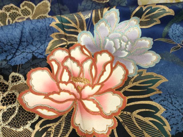 平和屋着物●豪華振袖　草花文　笹　暈し染め　金彩　正絹　逸品　AABI2434ck