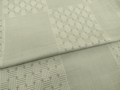平和屋着物●本場大島紬　カタス7マルキ　市松文　秋名バラ柄　ロング丈　正絹　逸品　AABI2460ck