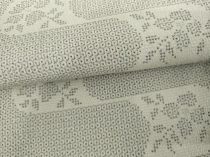 平和屋着物●本塩沢　110亀甲　草花文　正絹　逸品　AABI2506cs