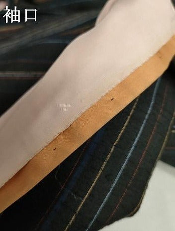平和屋着物●上質な紬　縞　黒地　正絹　逸品　AABI2507cs
