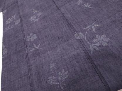 平和屋着物●結城紬　100亀甲　飛び亀甲　枝花丸文　黒紅色地　正絹　逸品　AABI2519cs