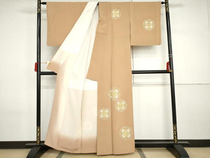 平和屋着物●訪問着　友禅　駒刺繍　正倉院花文　ときがら茶色地　金彩　正絹　逸品　AABI2569cs
