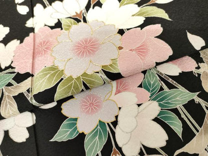 平和屋着物●豪華振袖　夜桜　舞蝶文　黒地　金銀彩　正絹　逸品　AABI2582cs