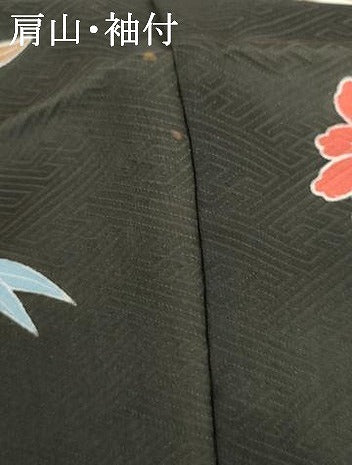 平和屋着物●豪華振袖　友禅　駒刺繍　吉祥宝尽くし　黒地　金彩　正絹　逸品　AABI2609cs