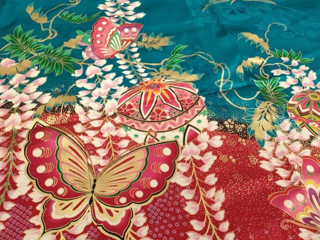 平和屋着物[]七五三 女の子 ７歳 祝着 四つ身 手毬花蝶文 藤花房 金彩 逸品 AABI2659ja