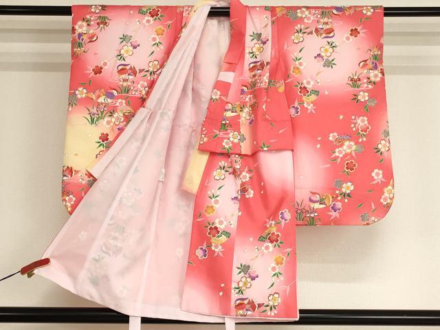 平和屋着物[]七五三　女の子　３歳　祝着　三つ身　長襦袢・被布セット　鴛鴦桜文　暈し染め　金彩　AABI2704ja
