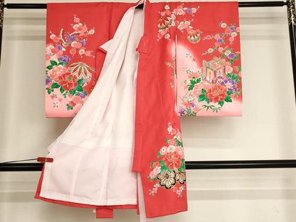 平和屋着物[]お宮参り　女の子　祝着　産着　初着　のしめ　手毬花蝶文　暈し染め　金彩　AABI2725ja