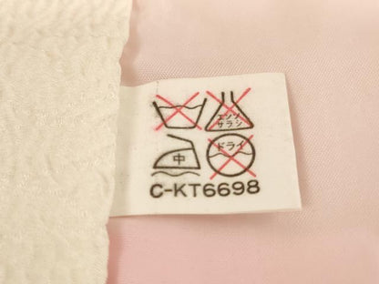 平和屋着物[]七五三　女の子　７歳　祝着　四つ身　長襦袢（無双仕立て・半衿刺繍）セット　駒刺繍　舞梅文　糸巻き　金彩　AABI2727ja