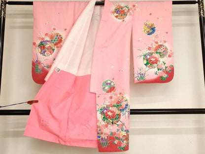 平和屋着物[]七五三　女の子　３歳　祝着　三つ身　雪輪花車文　暈し染め　金彩　AABI2746ja