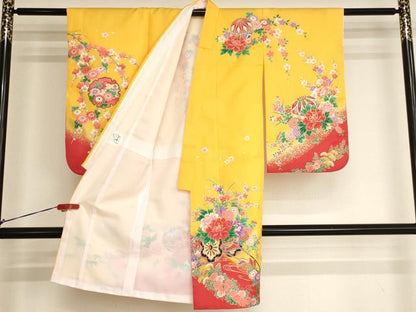平和屋着物[]七五三　女の子　３歳　祝着　三つ身　花車文　暈し染め　金彩　AABI2755ja
