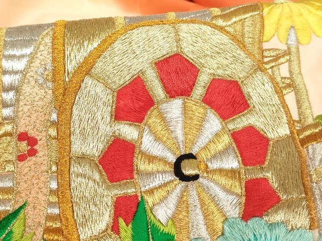 平和屋着物[]七五三　女の子　３歳　祝着　三つ身　総刺繍　御所車花文　暈し染め　金銀糸　逸品　AABI2758ja