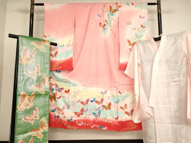 平和屋着物∵女の子　十三参り　子供　祝着・長襦袢（無双仕立て）・袋帯セット　駒刺繍　舞蝶文　暈し染め　金彩　逸品　AABI2764ja
