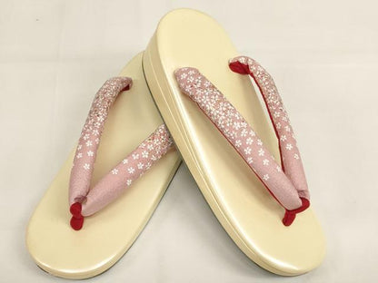 平和屋本店[]七五三　女の子　和装小物セット　舞桜文　金銀彩　箱付き　AABI2778ja
