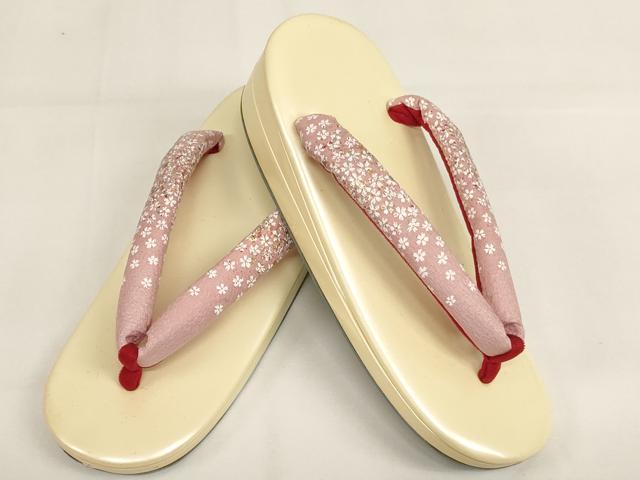 平和屋本店[]七五三　女の子　和装小物セット　舞桜文　金銀彩　箱付き　AABI2778ja