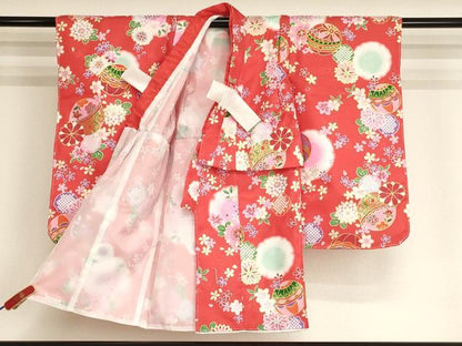 平和屋本店[]七五三　女の子　３歳　祝着　三つ身　長襦袢（単衣）・被布・小物セット　花手毬文　暈し染め 金彩 箱付き 未使用 AABI2818ja