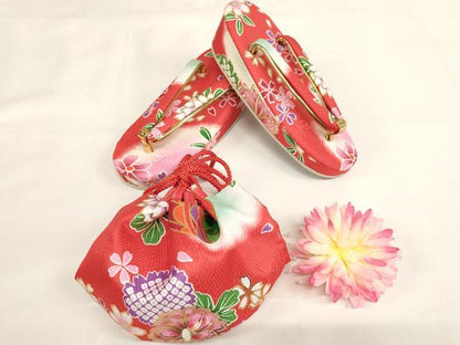 平和屋本店[]七五三　女の子　３歳　祝着　三つ身　長襦袢（単衣）・被布・小物セット　花手毬文　暈し染め 金彩 箱付き 未使用 AABI2818ja