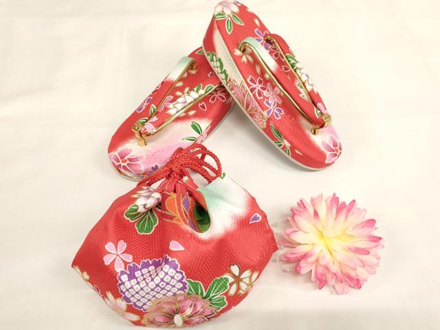 平和屋本店[]七五三　女の子　３歳　祝着　三つ身　長襦袢（単衣）・被布・小物セット　花手毬文　暈し染め 金彩 箱付き 未使用 AABI2818ja