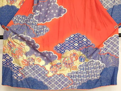 平和屋着物[]七五三　女の子　７歳　祝着　四つ身　雲重ね手毬文　金彩　逸品　AABI2841ja