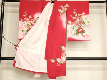 平和屋着物[]お宮参り　女の子　祝着　産着　初着　のしめ　刺繍　御所車花文　金糸　金彩　逸品　AABI2847ja