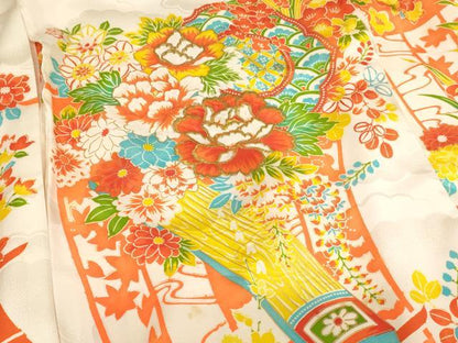 平和屋着物[]お宮参り 女の子 祝着 産着 初着 のしめ 刺繍 楽器花文 琴 金糸 金彩 逸品 AABI2849ja