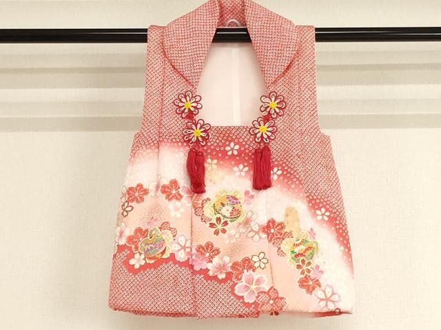 平和屋着物[]七五三 女の子 ３歳 祝着 三つ身 長襦袢（単衣・半衿刺繍）・被布セット 桜手毬文 暈し染め 金彩 AABI2861ja