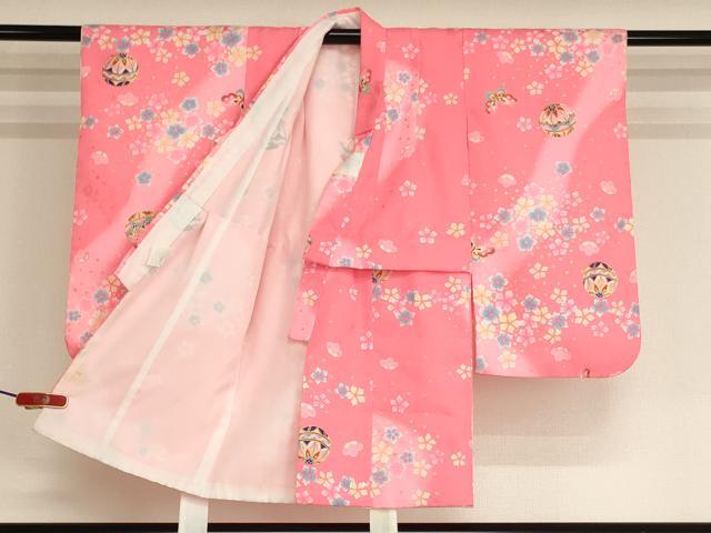 平和屋着物[]七五三 女の子 ３歳 祝着 三つ身 長襦袢（単衣・半衿刺繍）セット 手毬花蝶文 暈し染め 金彩 AABI2863ja
