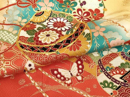 平和屋着物[]七五三 女の子 ７歳 祝着 四つ身 駒刺繍 鈴 花蝶文 暈し染め 金彩 逸品 AABI2868ja