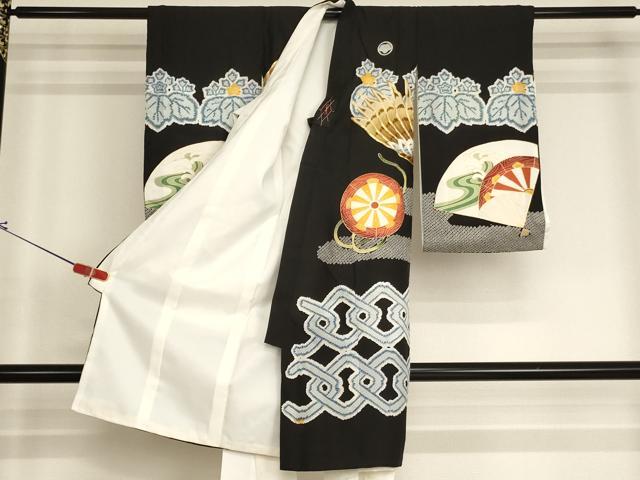 平和屋着物[]お宮参り 男の子 祝着 産着 初着 のしめ 駒刺繍 鷹 舞扇文 金彩 逸品 AABI2870ja