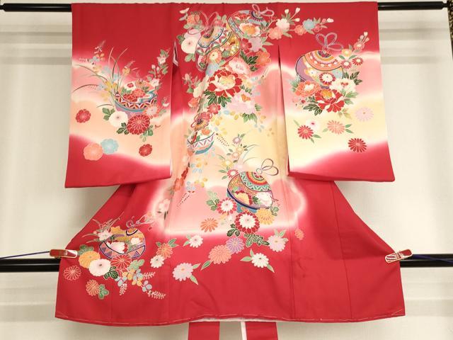 平和屋着物[]お宮参り 女の子 祝着 産着 初着 のしめ 鈴花文 暈し染め 金銀彩 逸品 AABI2874ja