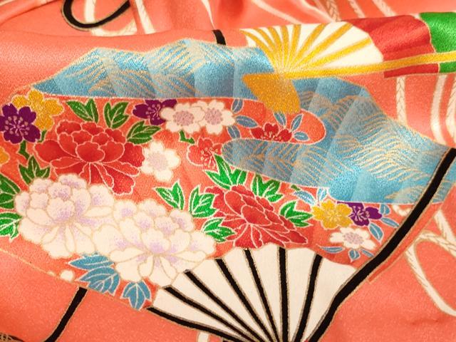 平和屋着物[]七五三　女の子　３歳　祝着　三つ身　被布セット　舞扇花文　金彩　逸品　AABI2902ja