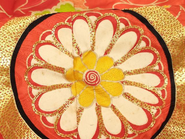 平和屋着物∵女の子　十三参り　子供　祝着　駒刺繍　花丸文　牡丹　金彩　逸品　AABI2913ja
