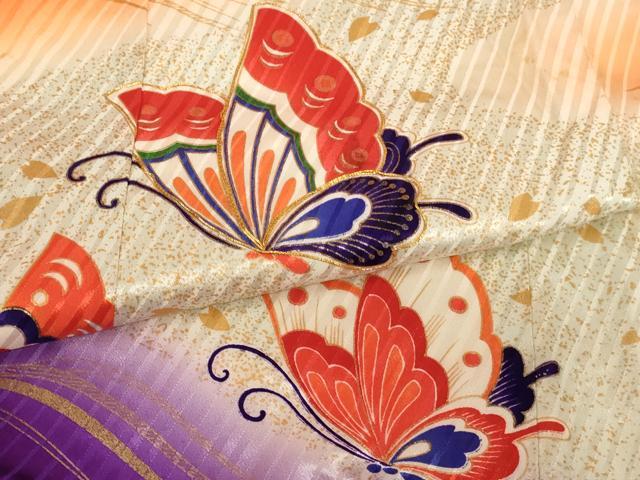 平和屋着物[]七五三　女の子　７歳　祝着　四つ身　駒刺繍　舞蝶文　暈し染め　金彩　洗える着物　AABI2914ja