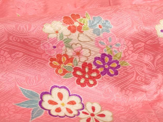 平和屋本店[]七五三　女の子　３歳　祝着　三つ身　長襦袢（単衣・半衿刺繍）・被布・小物セット　花丸文　金彩　箱付き　逸品　AABI2917ja