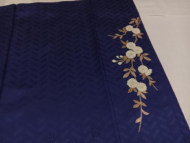 平和屋着物●十日町老舗ブランド　吉澤友禅　吾妻徳穂　振袖　駒刺繍　枝花丸文　金彩　正絹　逸品　AABI2962ph