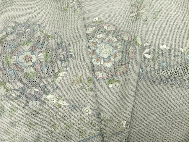 平和屋着物●本場大島紬　訪問着　中国三大刺繍　汕頭刺繍　スワトウ刺繍　花唐草文　正絹　逸品　未使用　AABI3017ph