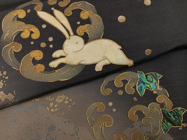 平和屋着物●螺鈿作家　藤本隆士　訪問着　螺鈿　兎　千鳥　阿吽庵　金銀彩　正絹　逸品　AABI3018ph