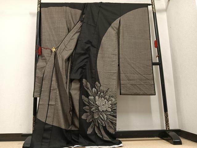 平和屋着物●本場大島紬 振袖 古代染色純泥染 カタス9マルキ 総絣 舞花文 興紬織物謹製 証紙付き 仮絵羽 逸品 未使用 AABI3024ph