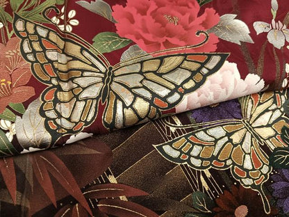 平和屋着物●豪華振袖　花蝶文　暈し染め　金銀彩　正絹　逸品　AABI3025ph