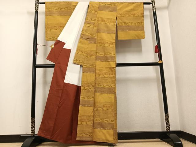 平和屋着物●上質な紬　琉球絣文様　正絹　逸品　未使用　AABI3034ph
