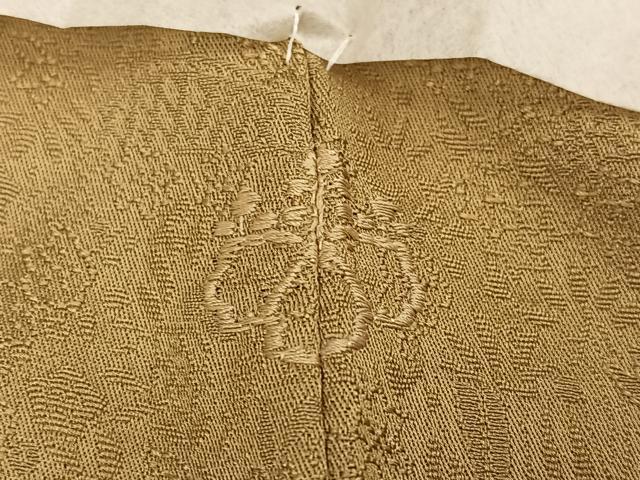 平和屋着物●上質な色無地　草花地紋　榛色　正絹　逸品　未使用　AABI3057ph