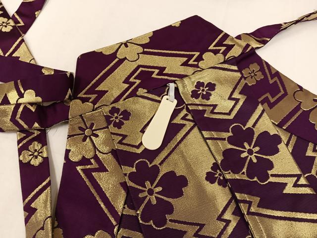 平和屋着物●男性　馬乗り袴　金襴袴　松皮菱花文　金糸　AABI3076ph