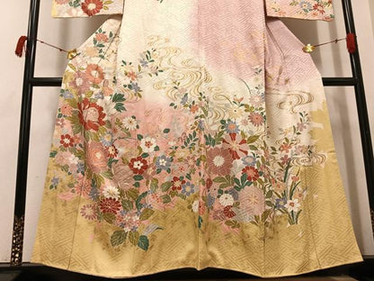 平和屋着物●訪問着　駒刺繍　草花文　暈し染め　金彩　正絹　逸品　AABI3091ph
