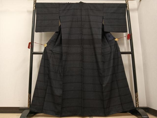 平和屋着物●本場結城紬　重要無形文化財　横段文　胴抜き仕立て　正絹　逸品　AABI3092ph