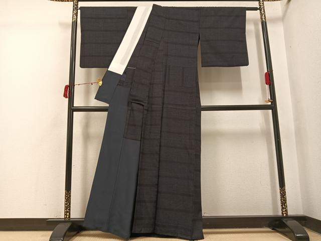 平和屋着物●本場結城紬　重要無形文化財　横段文　胴抜き仕立て　正絹　逸品　AABI3092ph