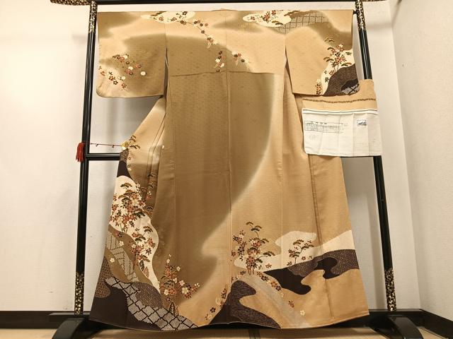 平和屋着物●十日町友禅　関芳　訪問着　草花文　暈し染め　金彩　やまと誂製　反端付き　正絹　逸品　AABI3108ph