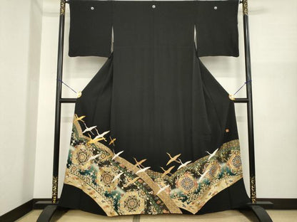 平和屋着物●世界的ファッションデザイナー　山本寛斎　kansaiブランド　駒刺繍　飛鶴正倉院花文　金彩　正絹　逸品　AABI3780ck