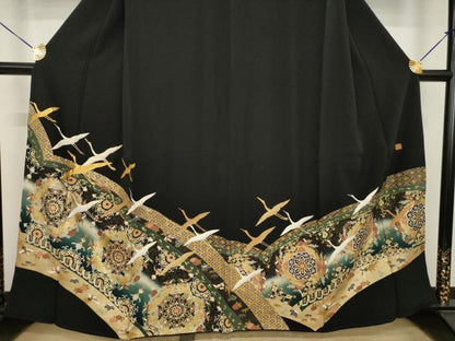 平和屋着物●世界的ファッションデザイナー　山本寛斎　kansaiブランド　駒刺繍　飛鶴正倉院花文　金彩　正絹　逸品　AABI3780ck
