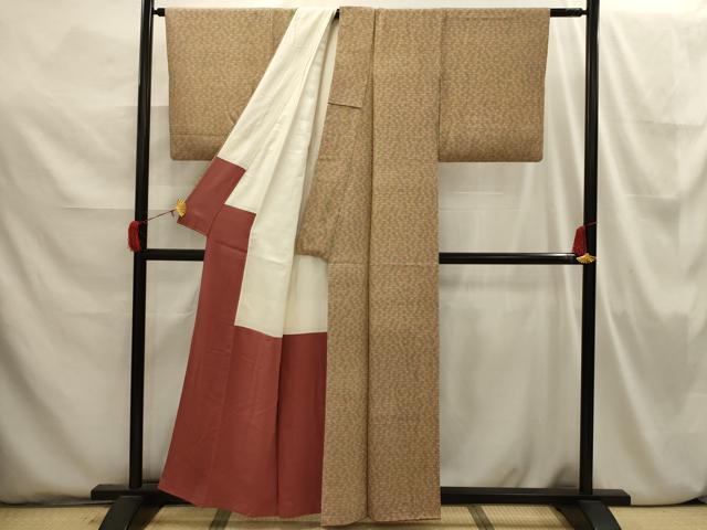 平和屋着物▽上質な小紋　単衣　亀甲花文　正絹　逸品　AABC3755fy 楽天市場】平和屋着物▽江戸小紋 単衣 花菱 正絹 逸品 CAAT6584xi : 平和屋