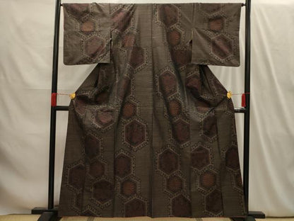 平和屋着物■本場大島紬　菊桐亀甲文　正絹　逸品　AABI4071sx